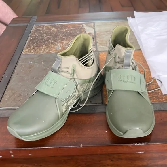 Fenty savage shoes discount